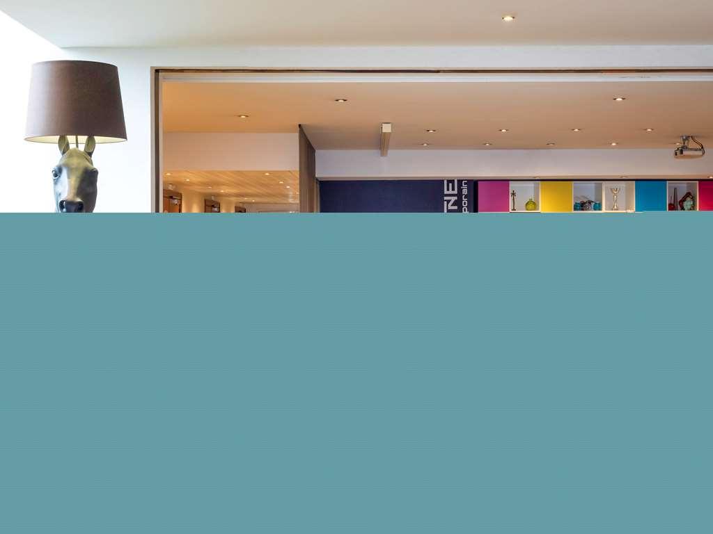 Ibis Styles Lorient Caudan Hotel Restaurant photo